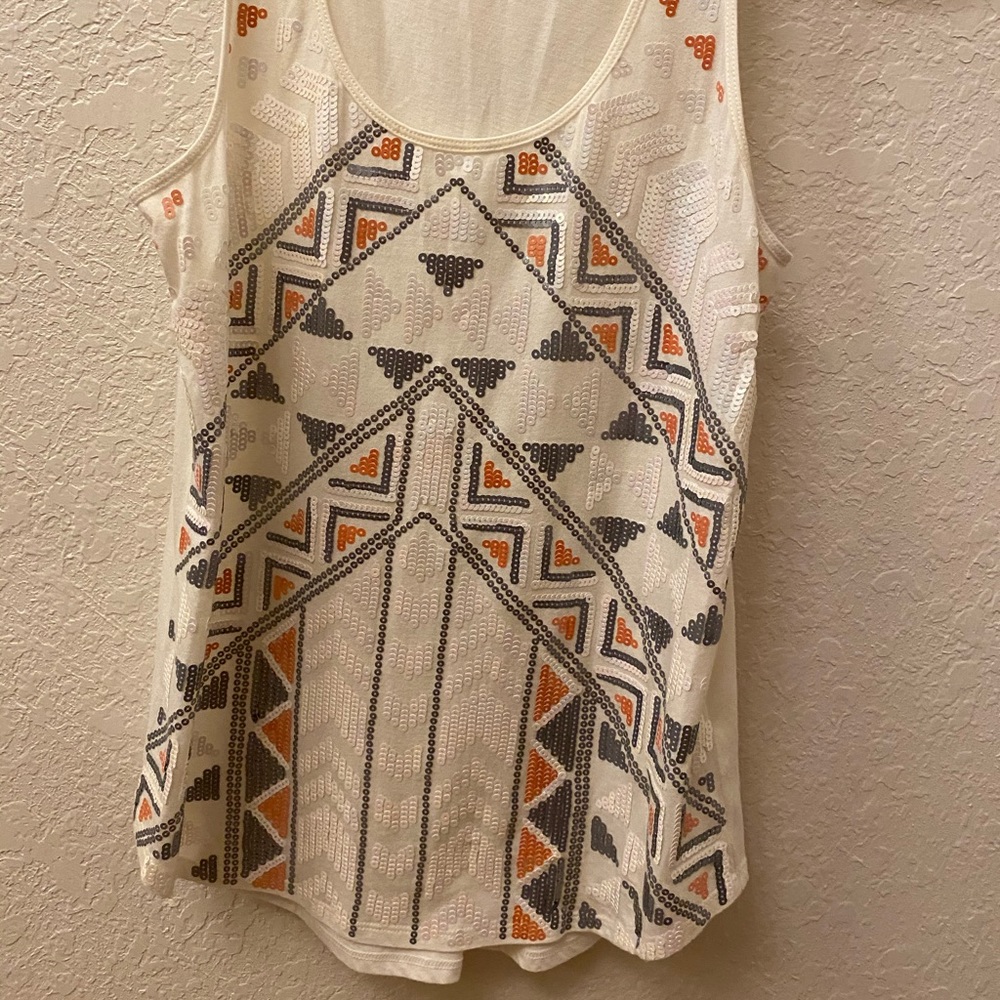 Express patterned tank